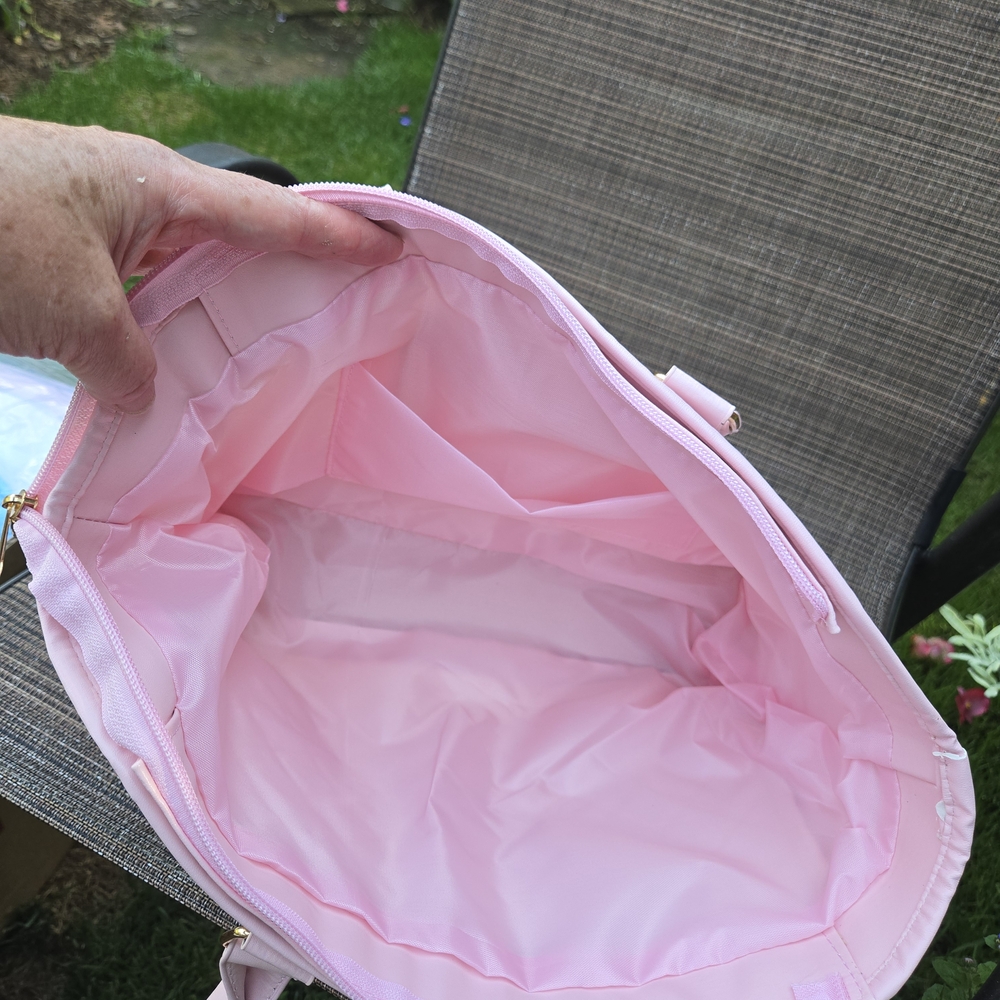 Hello Kitty Pink Quilted Women's Bag - Picture 8 of 12